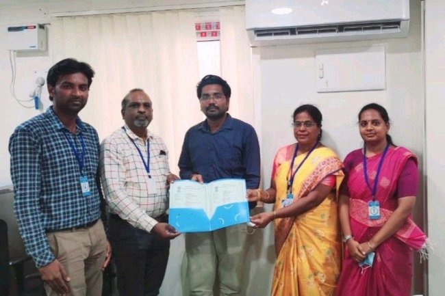 MOU Signing between Shri Venkateshwara College of Pharmacy & Safetab Life Sciences Pvt Ltd.