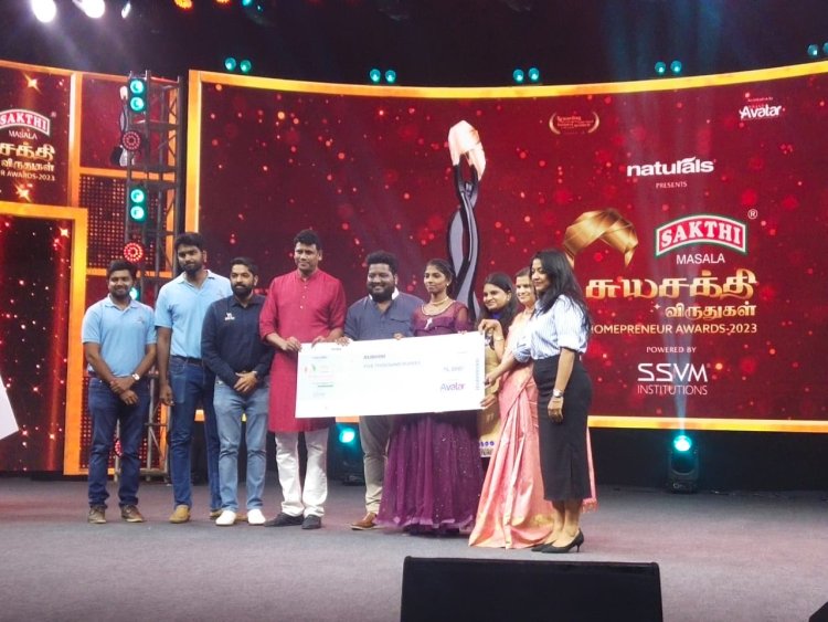 SVCET Student Rubini achieved 4th prize  - Young Indians Homepreneur Awards from SAKTHI MASALA 