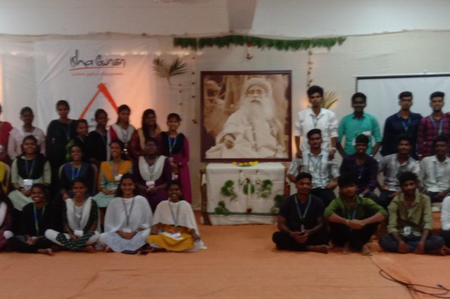 SVCET Conducted one week ISHA Yoga Training  Programme for the CSE ECE and BME students