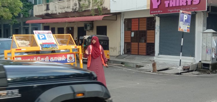 SVCET NSS volunteers actively participated in traffic crowd management on 19th Ocotber 2025