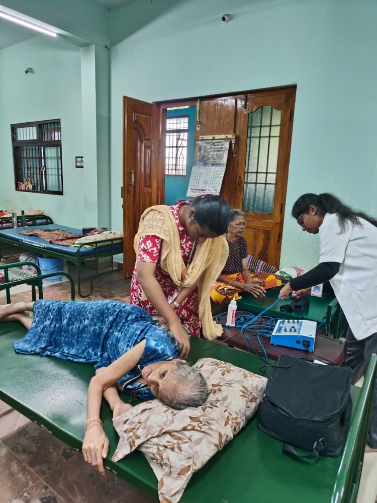 SVCOPT Conducts Physiotherapy Camp at Pushpagandhi Old Age Home